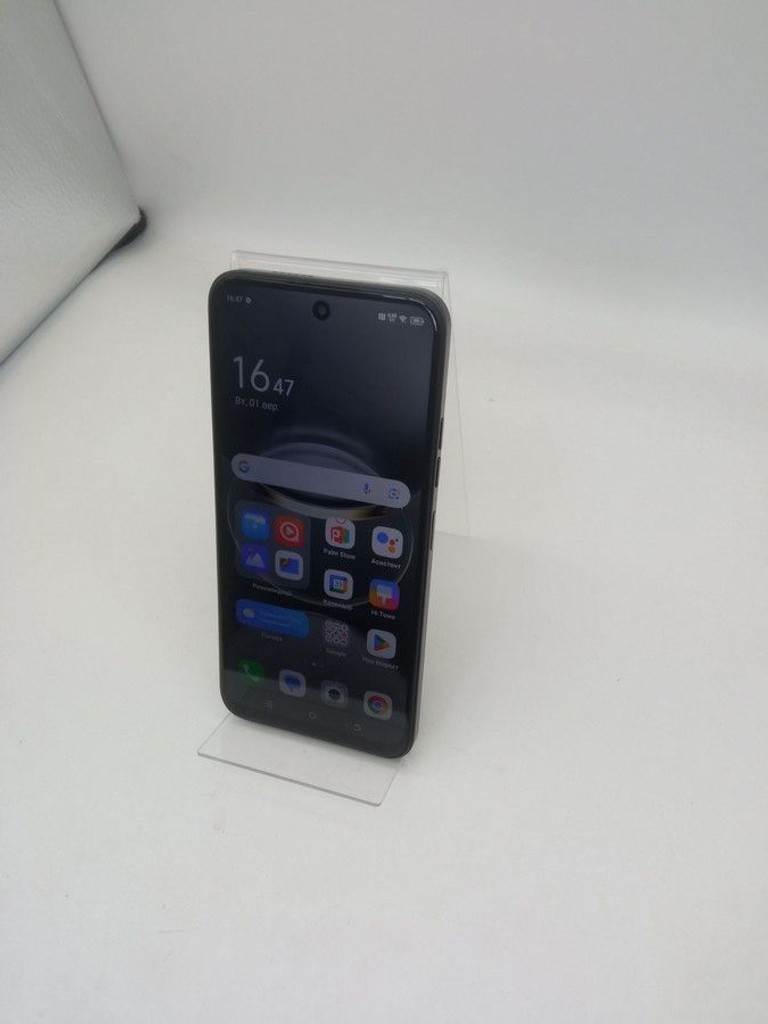 Купити Tecno Spark 30C KL5n 8/256GB Orbit Black (4894947051760) Б/У