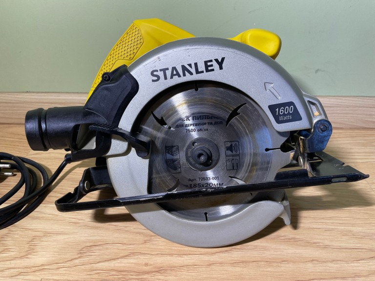 Оголошення Stanley STSC-1618 Б/У