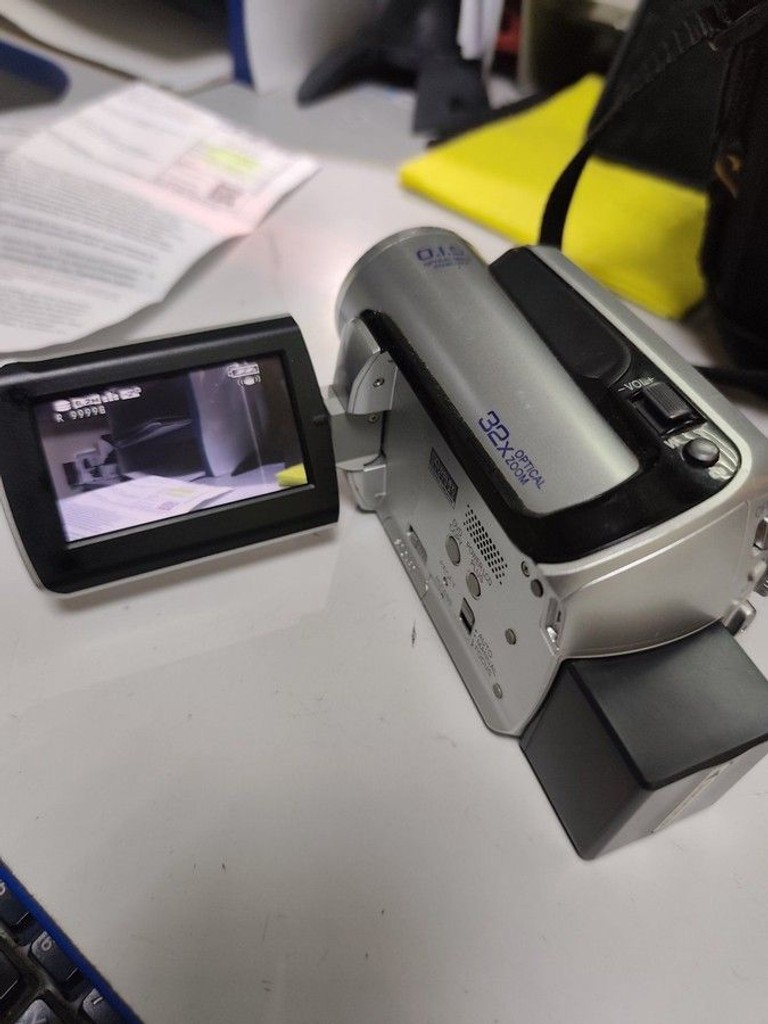 Дешево Panasonic sdr-h20 з ломбарду