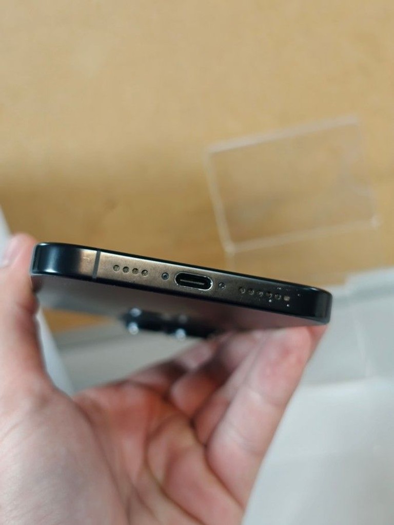 Объявление Apple iphone 16 pro max 256gb Б/У