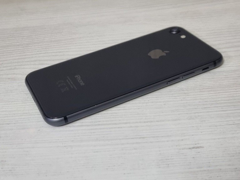 Apple iphone 8 64gb Код:01-201120247. Изображение 10