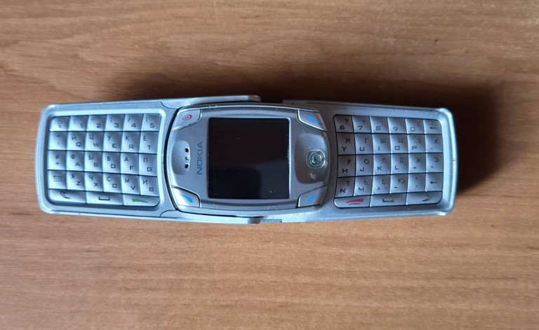 Дешево Nokia 6822 RM-69  з ломбарду