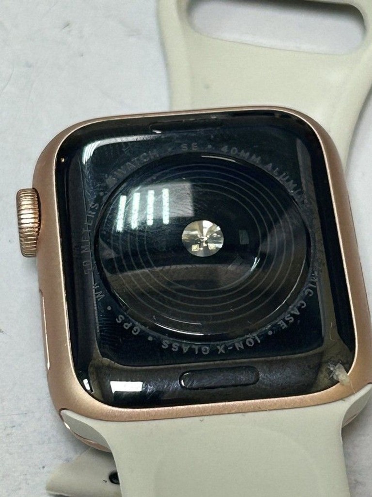 Оголошення Apple watch se gps 40mm aluminum case Б/У