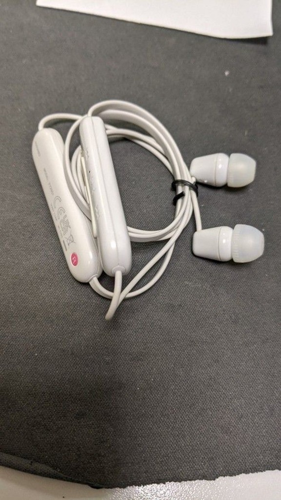 Купить Sony wi-c100 Б/У