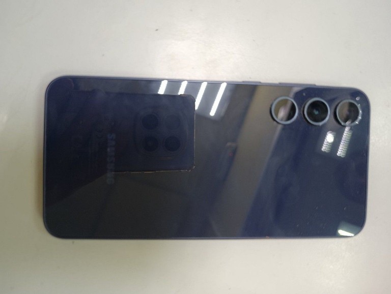 Оголошення Samsung galaxy a35 5g sm-a356e 6/128gb Б/У