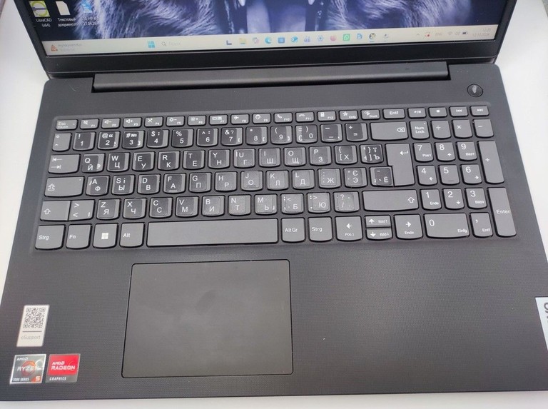Дешево Lenovo 15/ryzen 5 7520u ddr5/16gb ddr5/hdd *відсутній/ssd 512 gb/*інтегрована з ломбарду