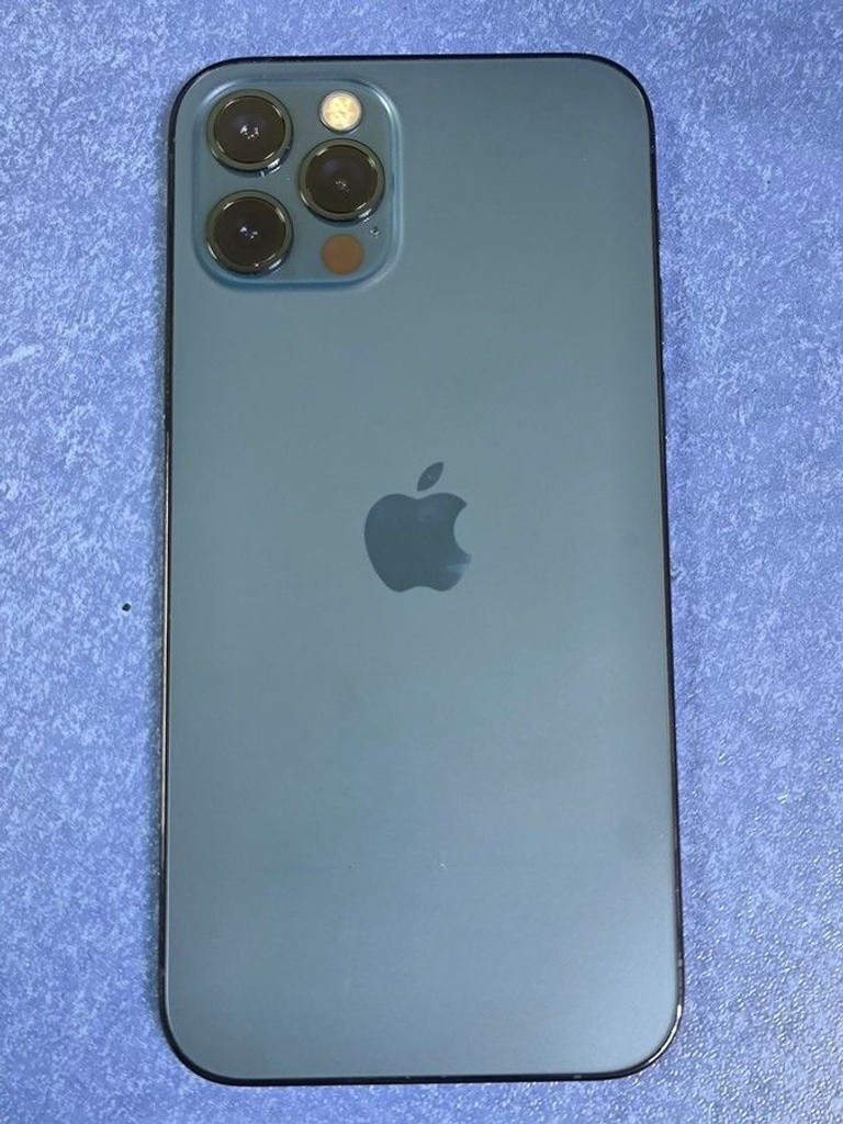 Объявление Apple iphone 12 pro 256gb Б/У
