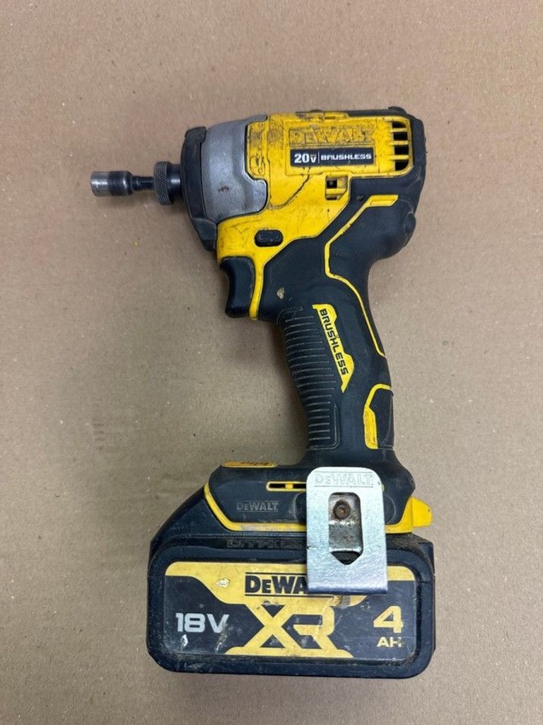 Купити Dewalt dcf809 1акб 6ah зп Б/У
