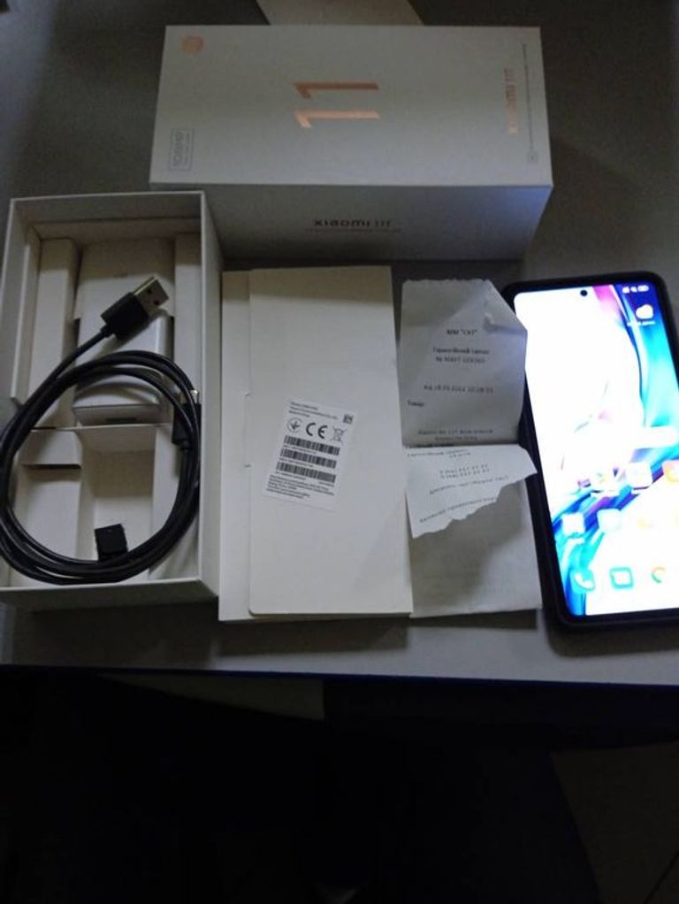 Купити Xiaomi 11t 8/256gb Б/У