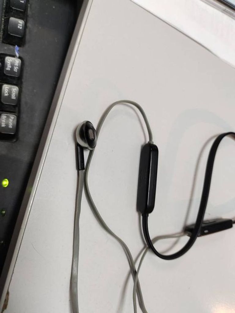 Розпродаж Jbl tune 205 bt, продавець Техноскарб