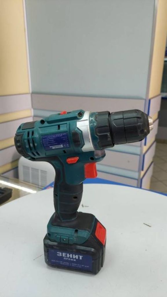 Дешиво Зенит зша-18 li м1 профи с ломбарда