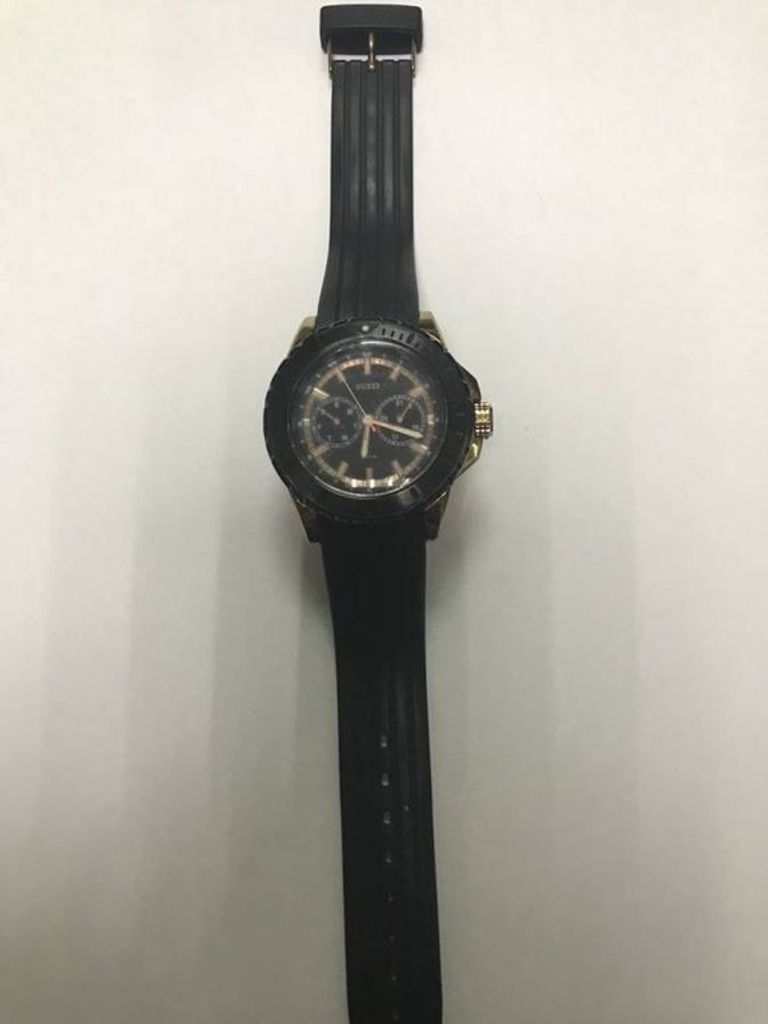 Guess w14026g1