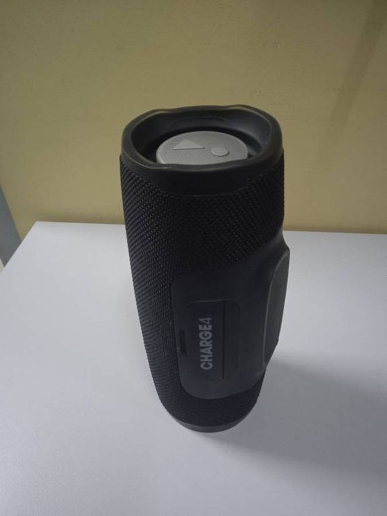 Оголошення Jbl charge 4 Б/У