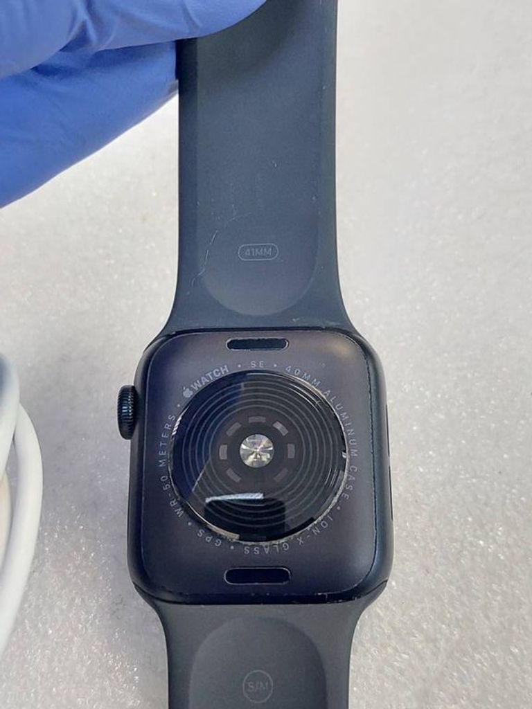 Дешиво Apple watch se 2 gps 40mm aluminium case с ломбарда