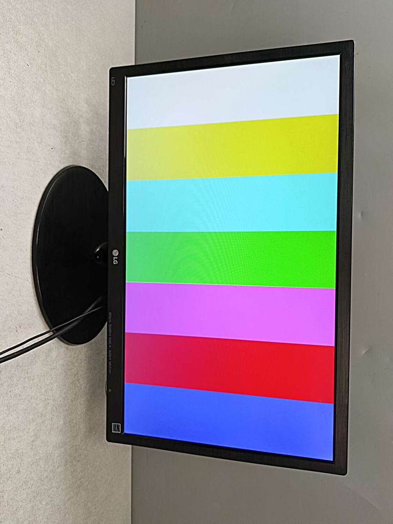 Дешиво Lg 22m38a с ломбарда