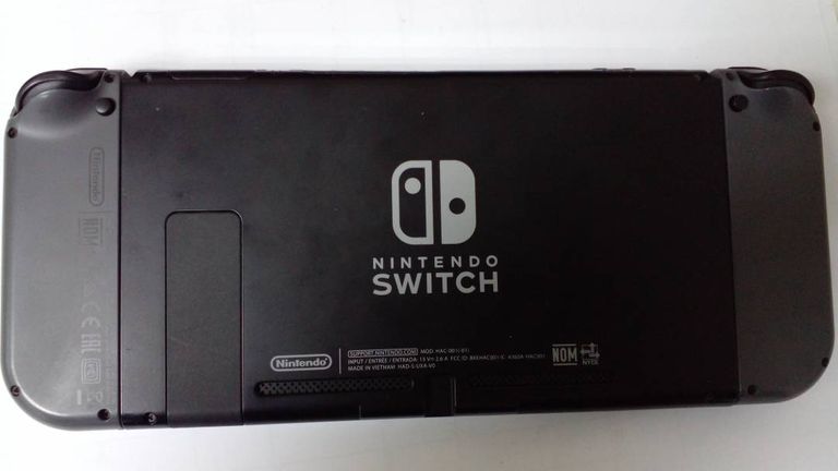 Дешиво Nintendo switch neon-orange с ломбарда