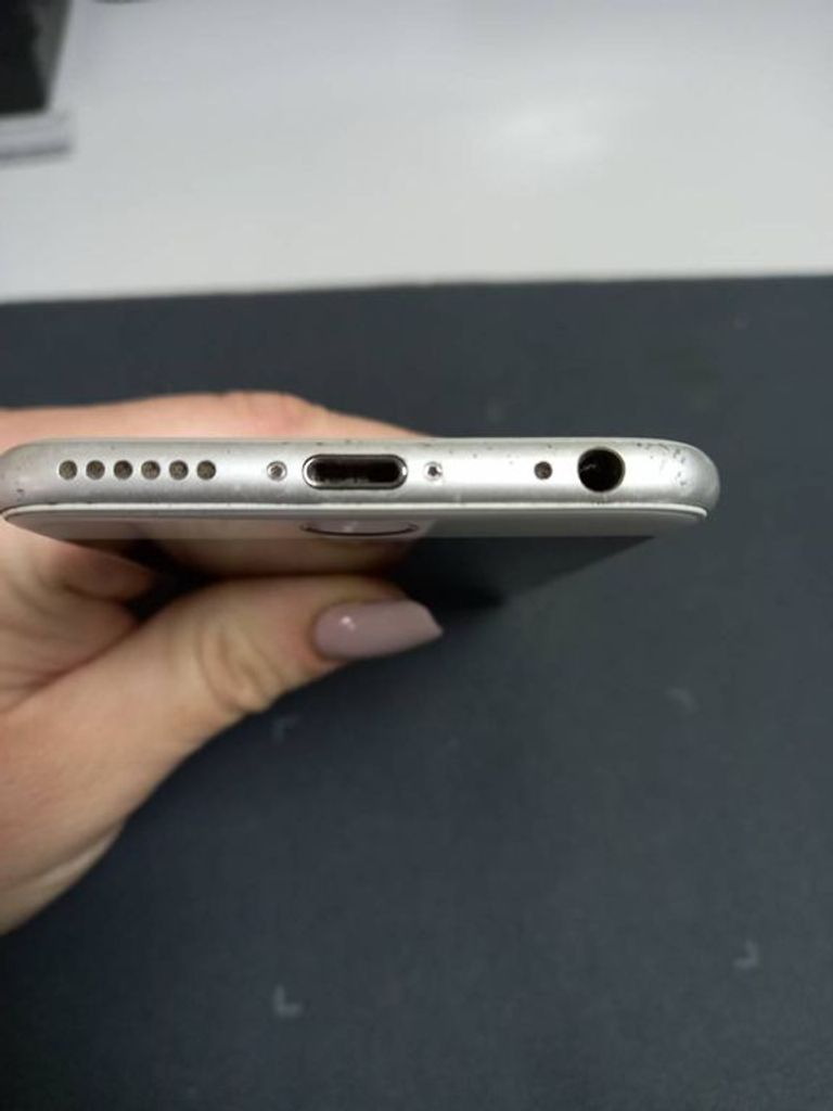Дешево Apple iphone 6 16gb з ломбарду