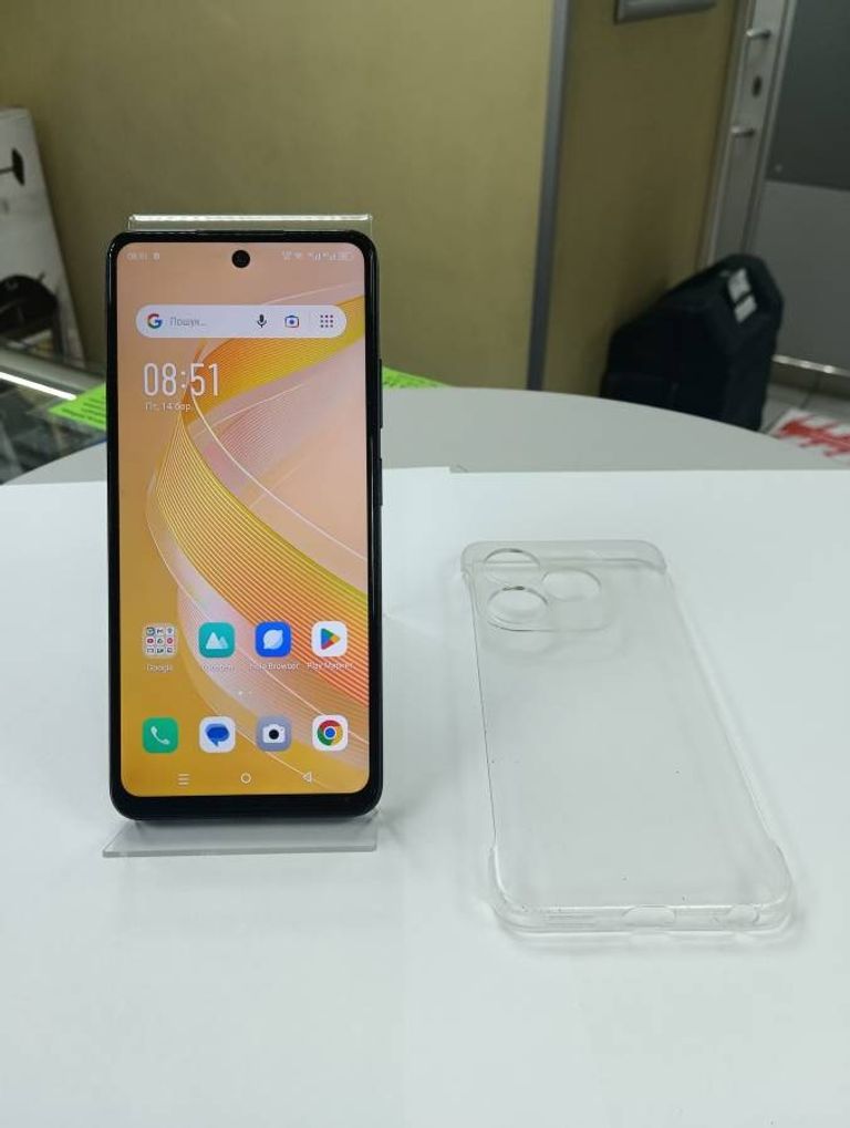 Купити Infinix smart 8 4/128gb Б/У