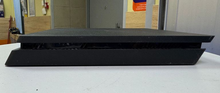 Дешиво  Sony PlayStation 4 Slim 1TB Black с ломбарда