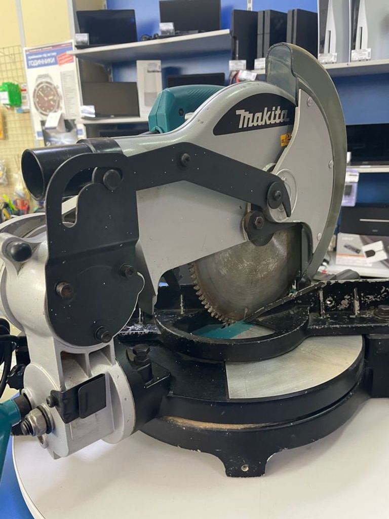 Дешиво Makita MLS100 с ломбарда