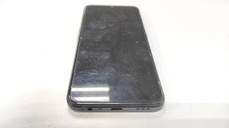 Дешево Oppo a5 2020 cph1931 3/64gb з ломбарду