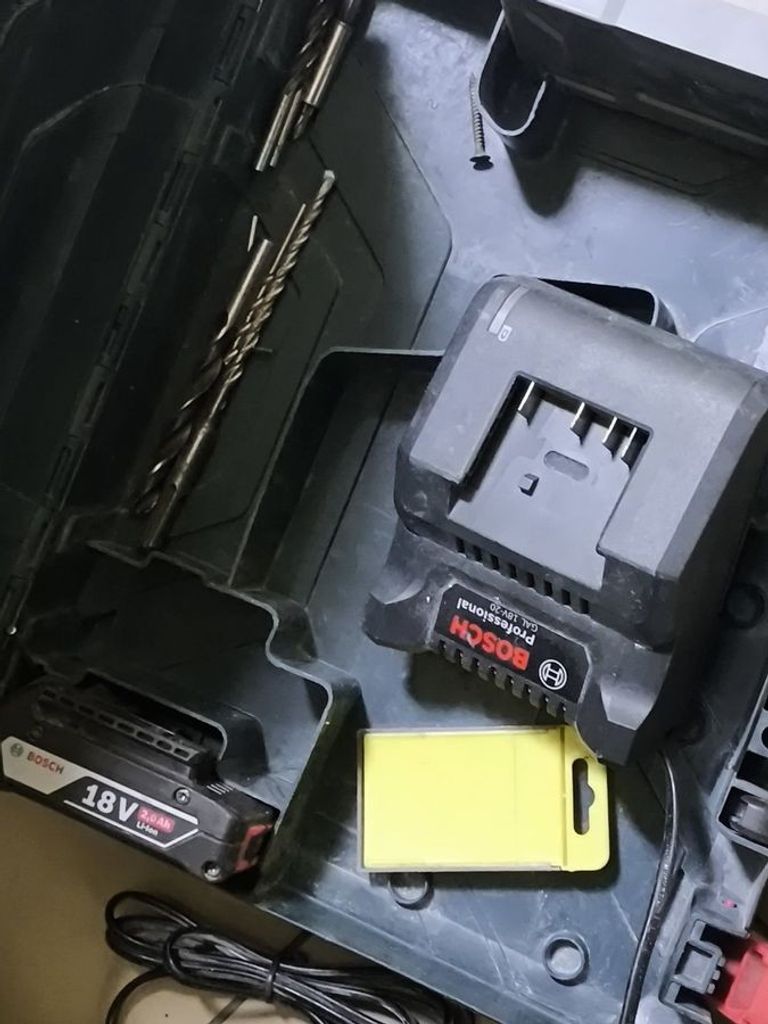 Оголошення Bosch gsr 180 li Б/У