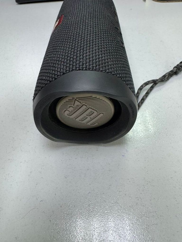 Дешиво Jbl Flip 5 Black (JBLFLIP5BLK) с ломбарда