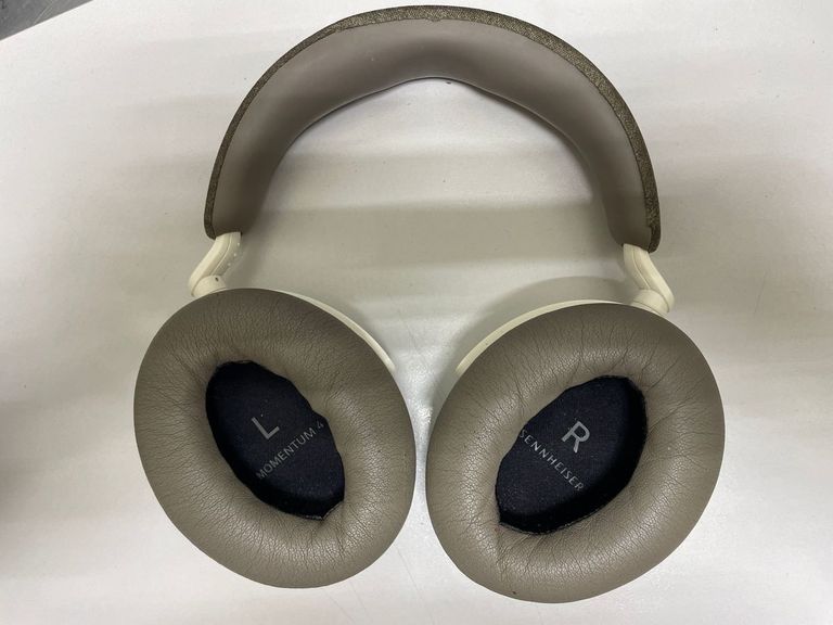 Оголошення Sennheiser momentum 4 wireless Б/У