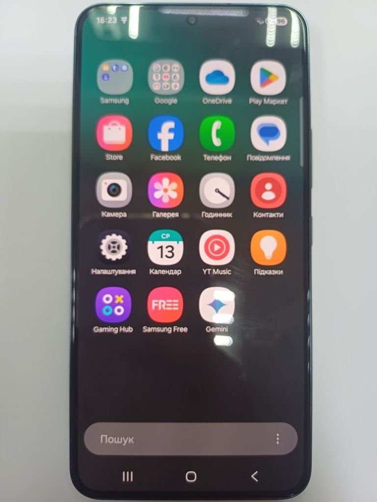 Дешево Samsung galaxy s22 8/256gb з ломбарду