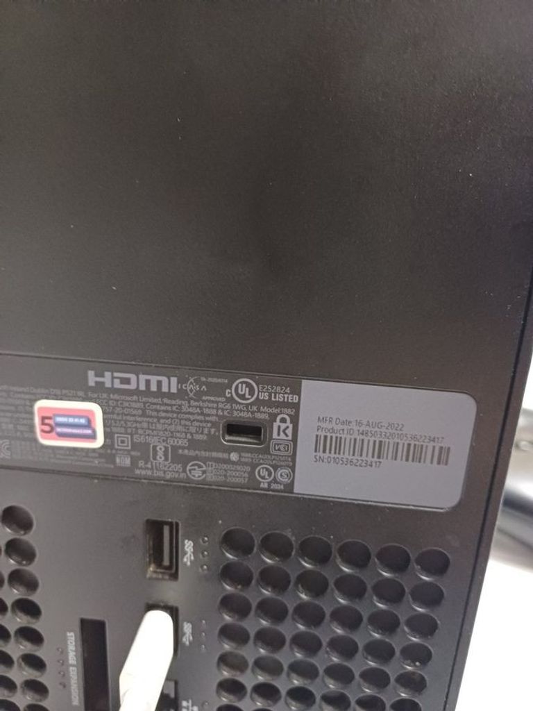 Дешиво Microsoft xbox series x 1tb с ломбарда