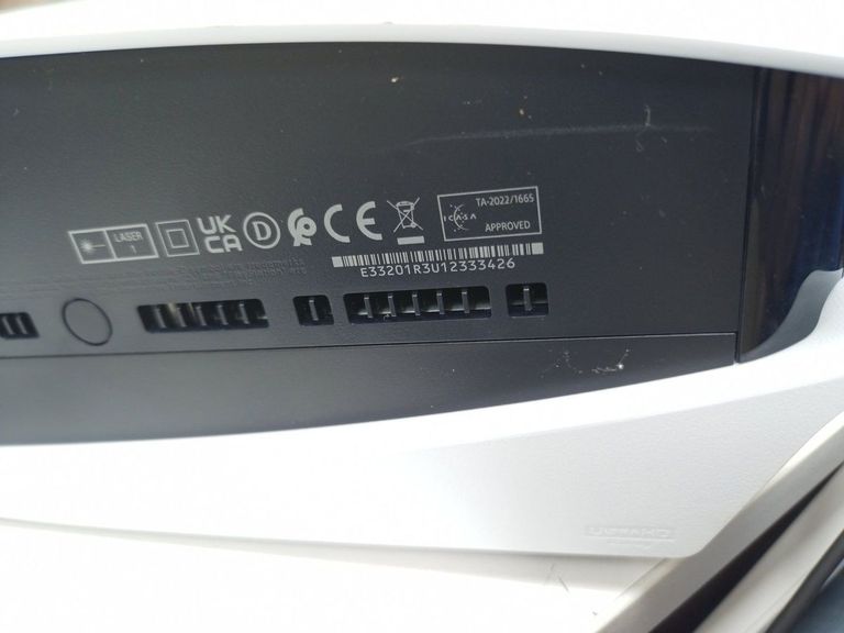 Дешиво Sony PlayStation 5 825GB с ломбарда