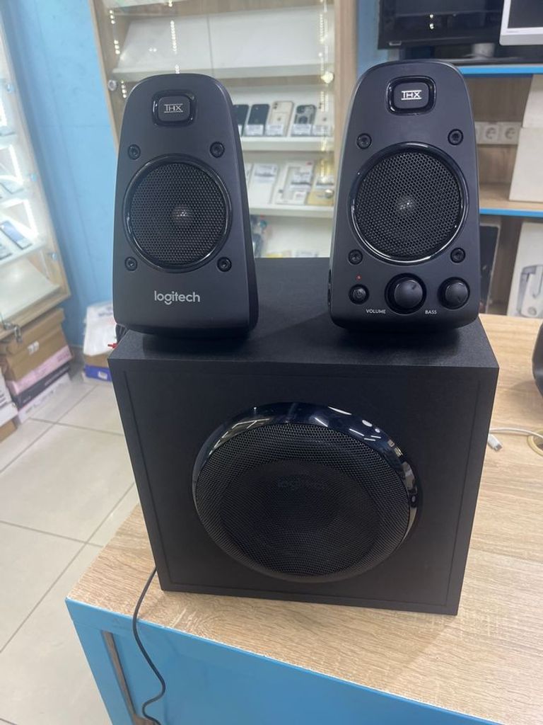 Купити Logitech Z-623 Б/У