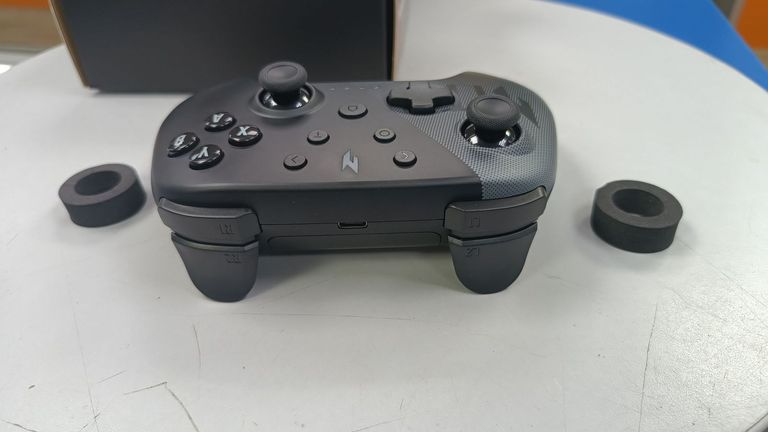 Купить Acer Nitro NGR300 (GP.OTH11.06F) Б/У