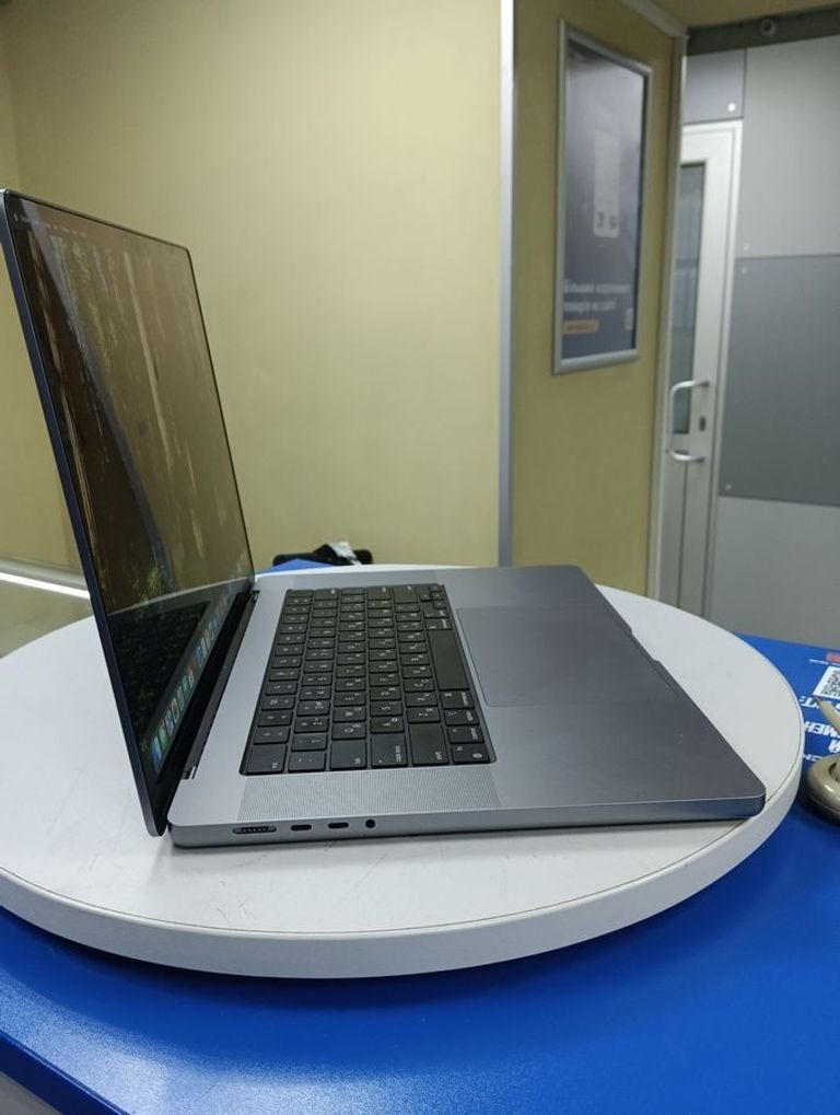 Дешиво Apple MacBook Pro 16" Space Gray 2021 (Z14W00105, Z14V0016H) с ломбарда
