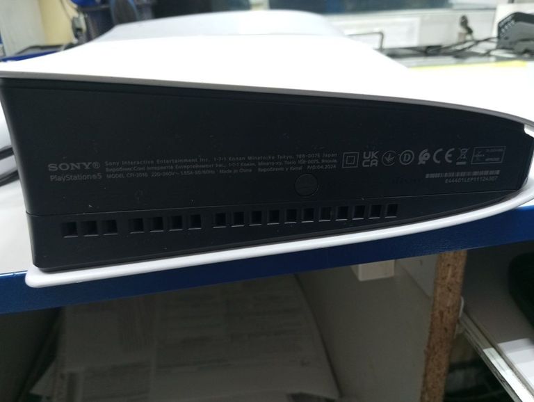 Купить Sony PlayStation 5 Slim Digital Edition 1TB Б/У