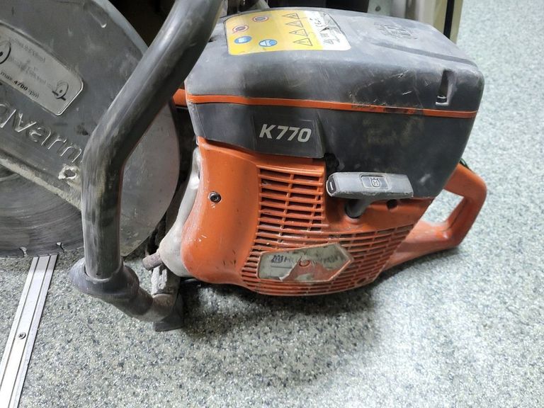 Дешиво Husqvarna k 770 с ломбарда