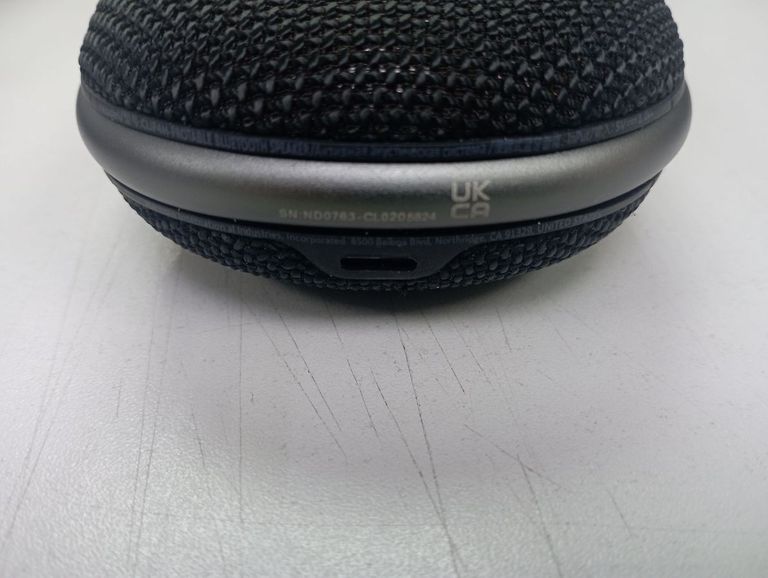 Дешево Jbl clip 4 з ломбарду