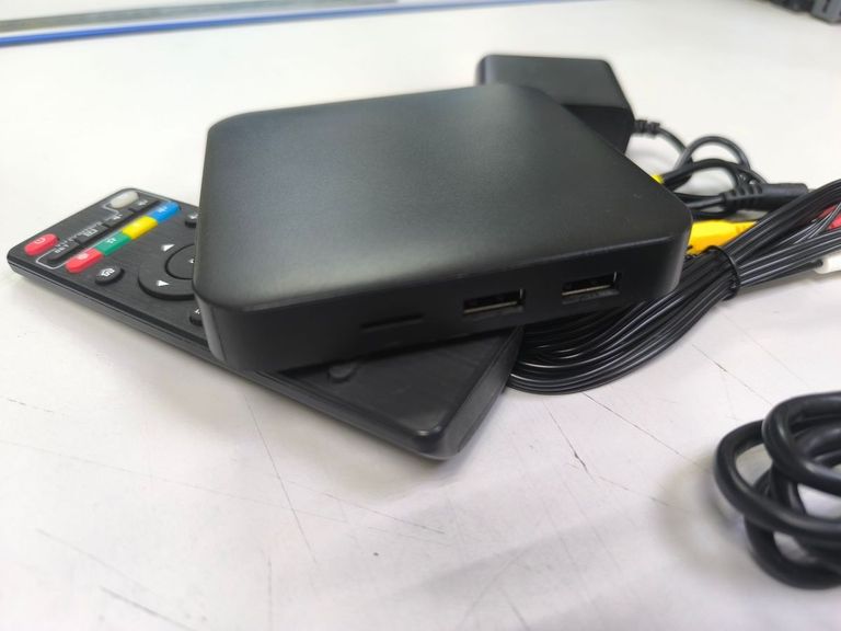 Розпродаж iNeXT TV3s, продавець Техноскарб