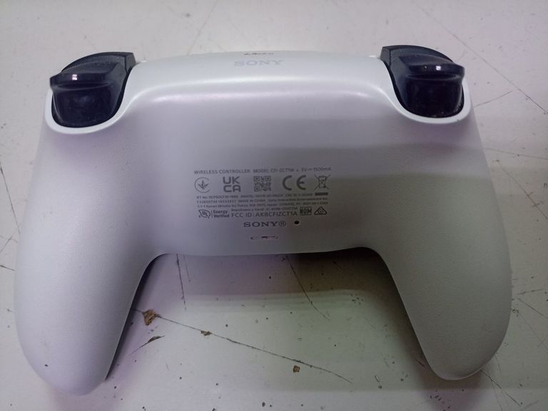 Дешево Sony dualsense з ломбарду