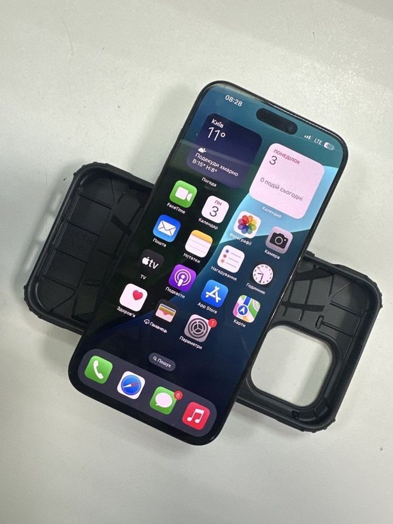 Купити Apple iPhone 15 Pro Max 256GB eSIM Blue Titanium (MU693) Б/У