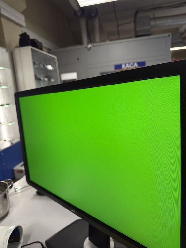 Дешево Dell u2312hmt з ломбарду