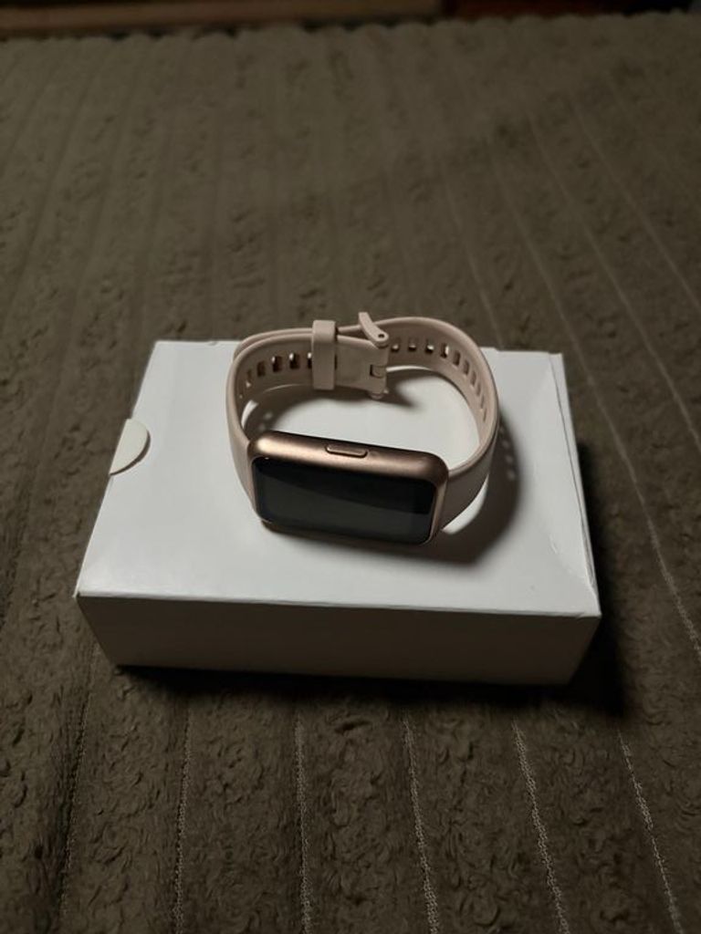 Дешево Huawei band 7 з ломбарду