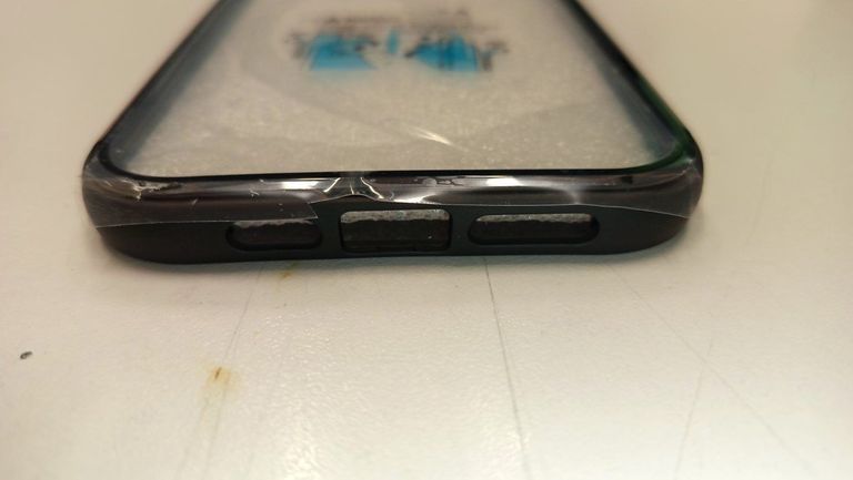 Дешиво Case 13promax с ломбарда