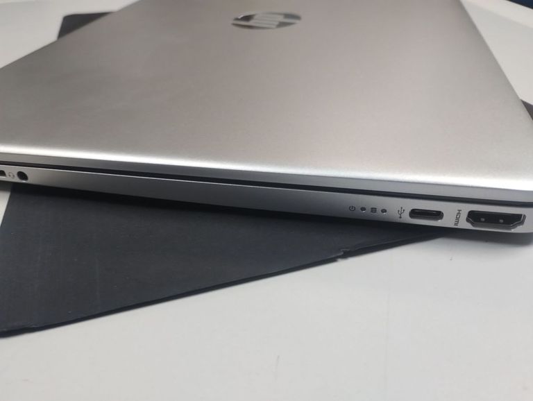 Распродажа Hp 15/core i3-1215u ddr5/8gb ddr4/ssd 256 gb/*інтегрована, продавец Техноскарб