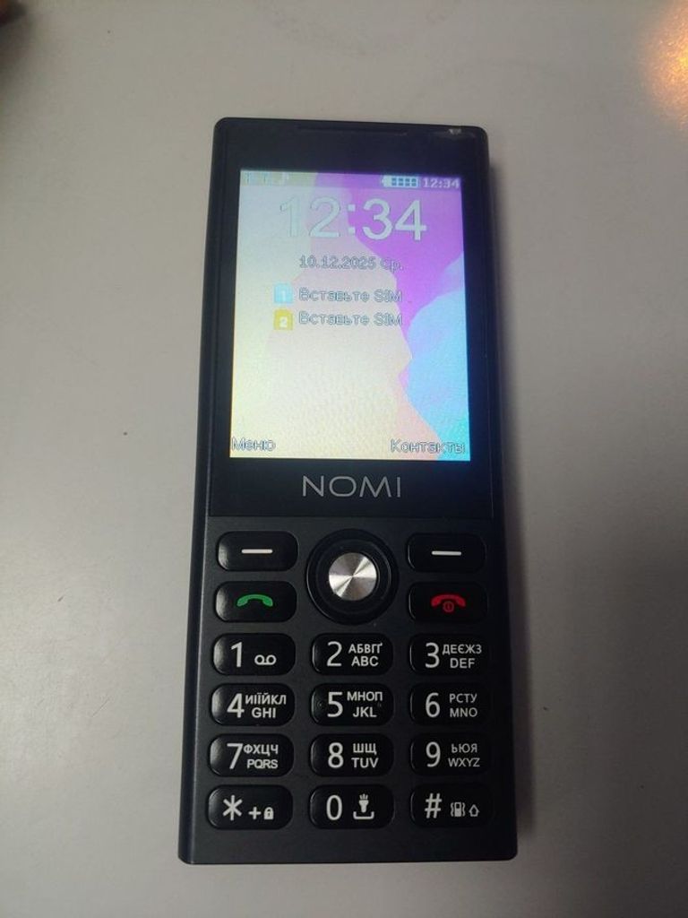 Купити Nomi i2841 Black Б/У