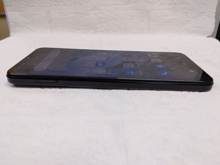 Дешево Freeyond m5 8/128gb з ломбарду