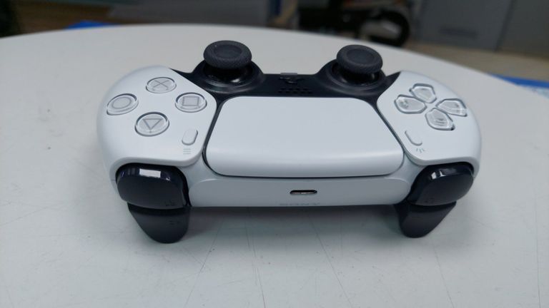 Купити Sony DualSense Black Б/У