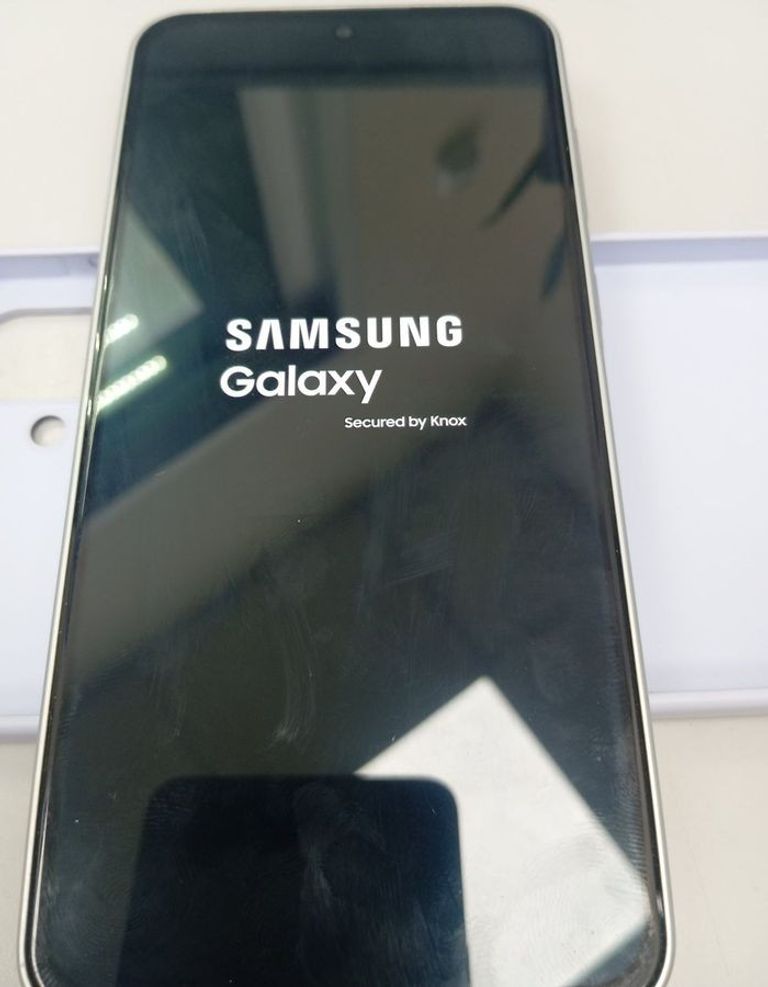Купить Samsung galaxy a36 5g 8/256gb Б/У
