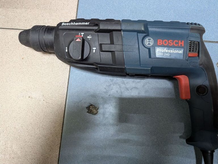 Оголошення Bosch gbh 240 Б/У