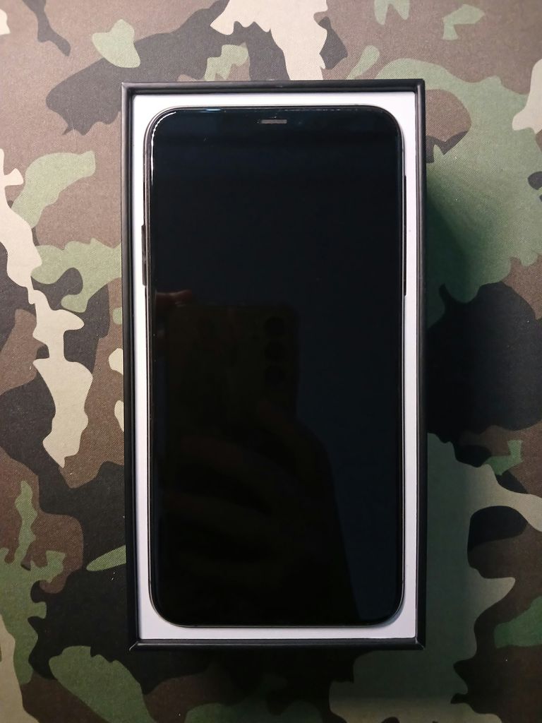 Купити Apple iPhone 11 Pro Max 64GB Space Gray (MWGY2; MWHD2) Б/У